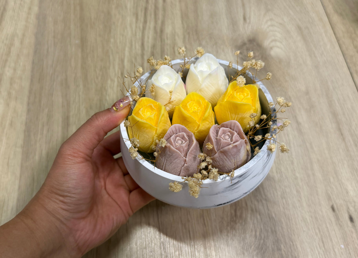 Candle Bouquet – Handgemachter Kerzen-Blumenstrauß mit Rosen