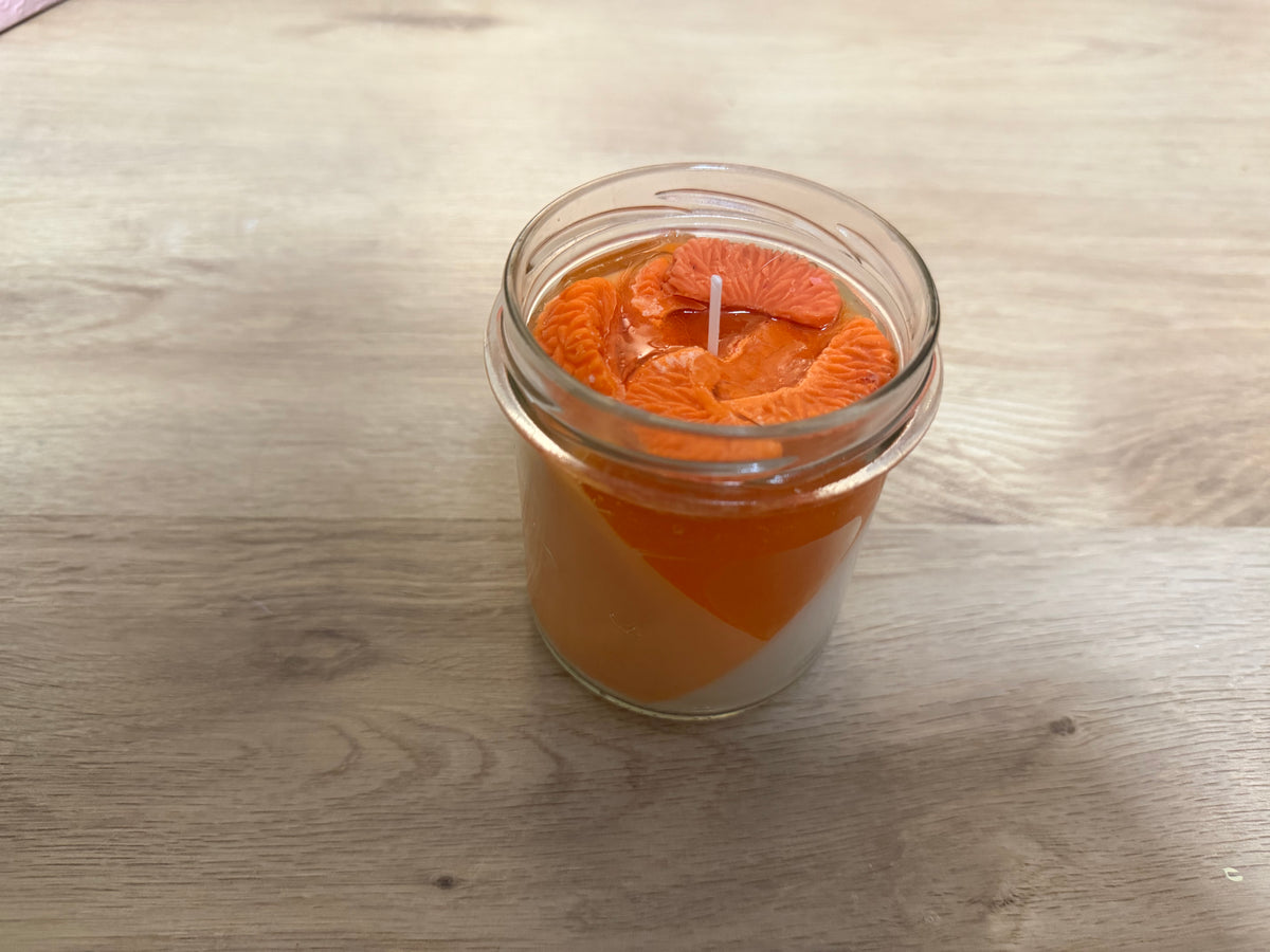Mandarinenkerze im Glas mit Deckel – Handgemachte Dekokerze