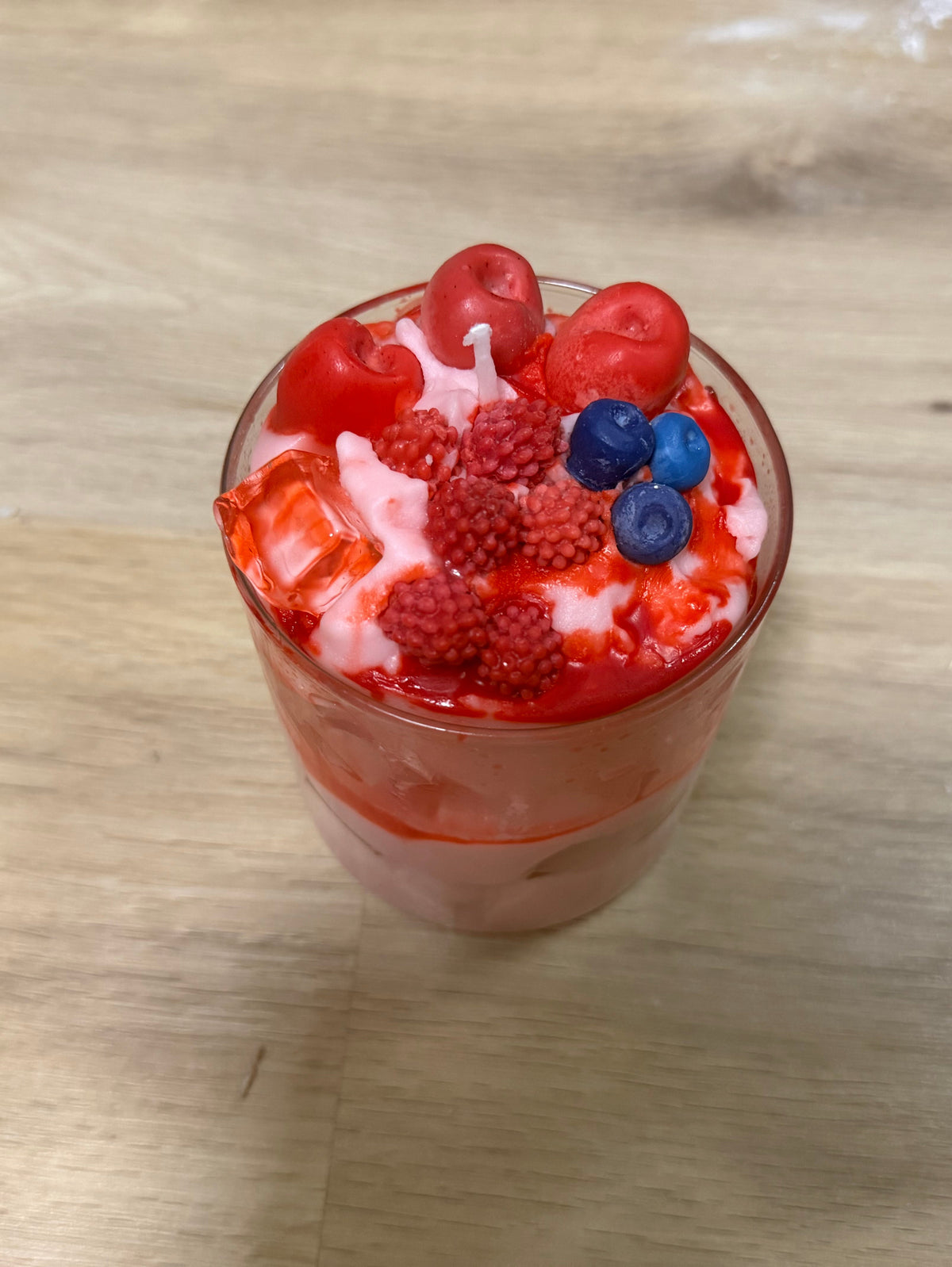 Beeren-Dessert Duftkerze im Glas – Handgemacht