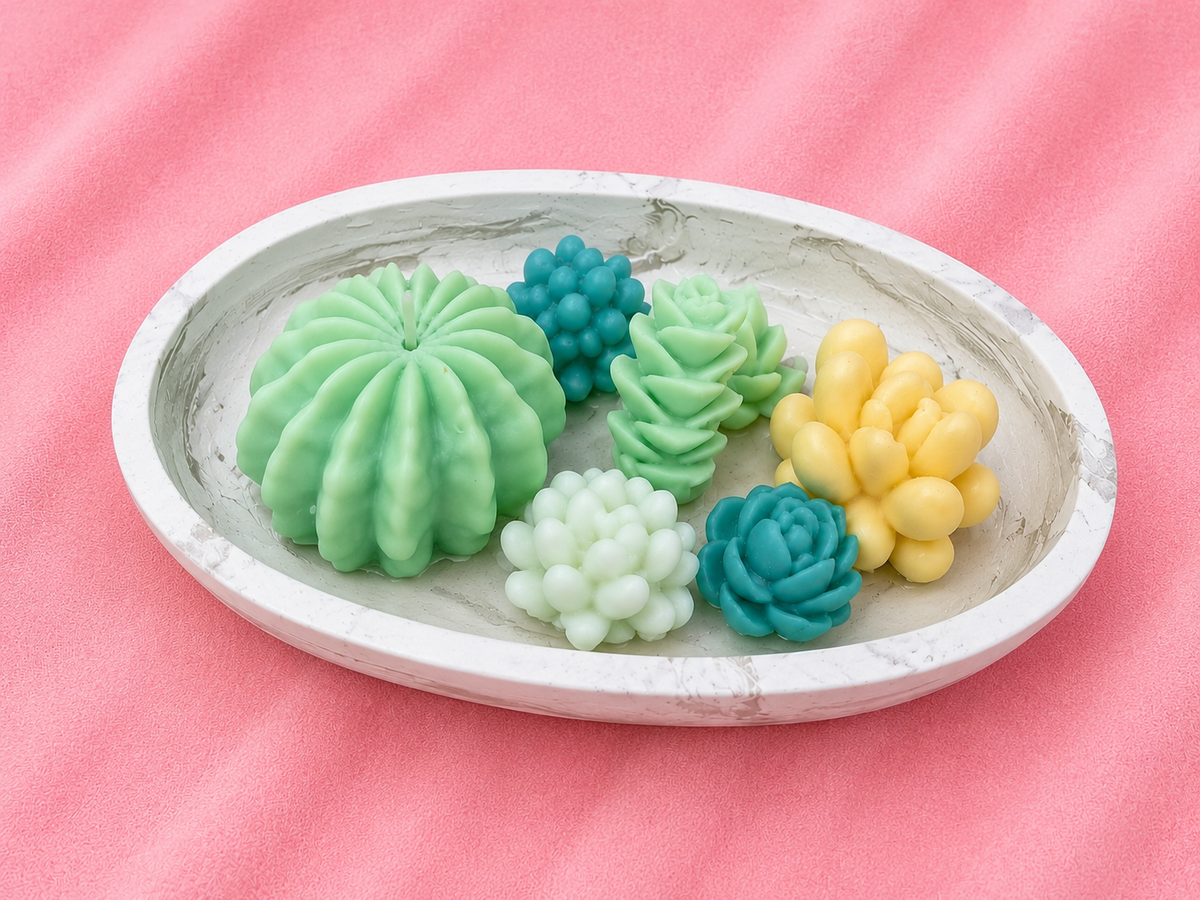 Mini Cactus Garden – Handgemachte Sukkulentenkerze aus Sojawachs